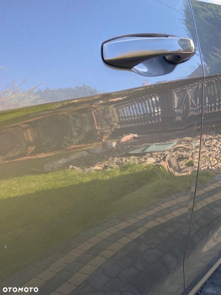 Volkswagen Golf - 13