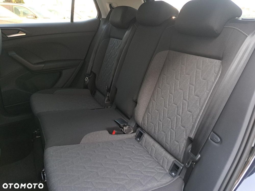 Volkswagen T-Cross - 16