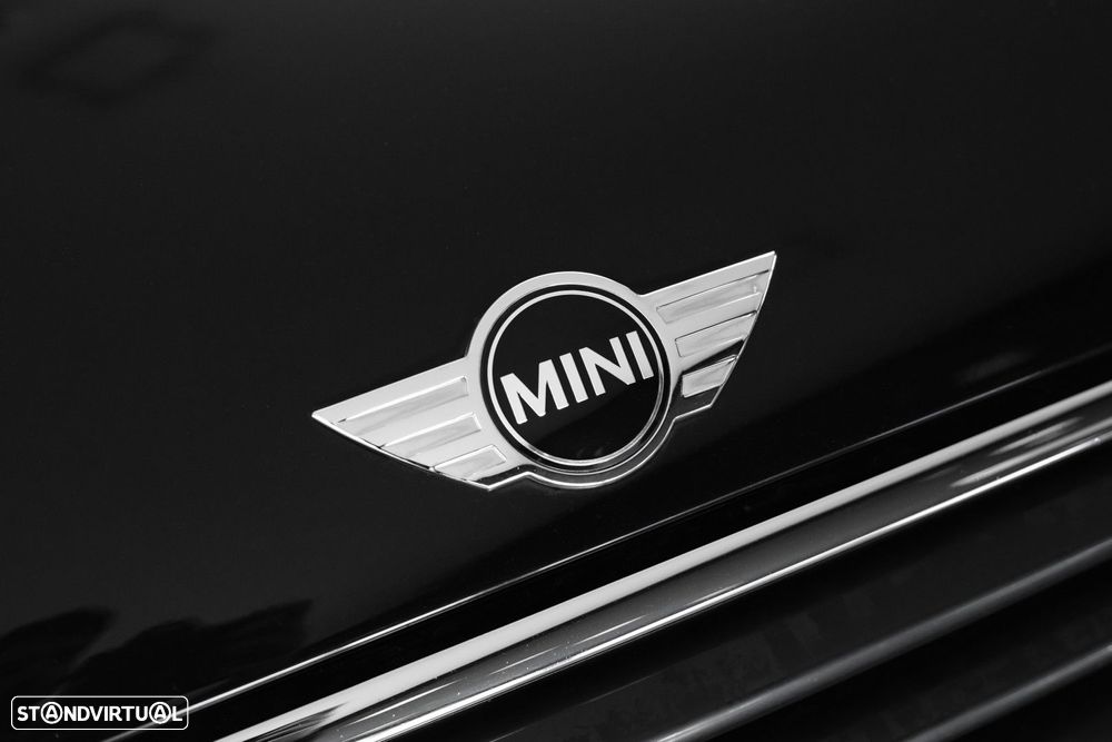 MINI 3 Portas One D - 11