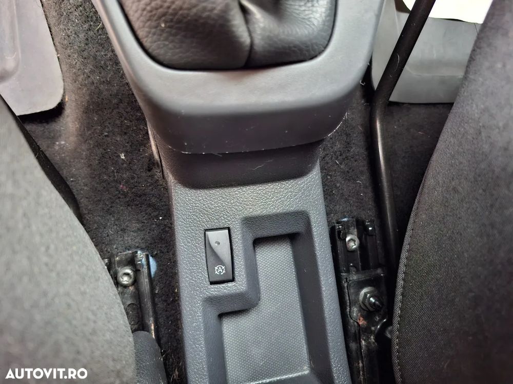 Dacia Lodgy 1.6 102 CP Ambiance - 22