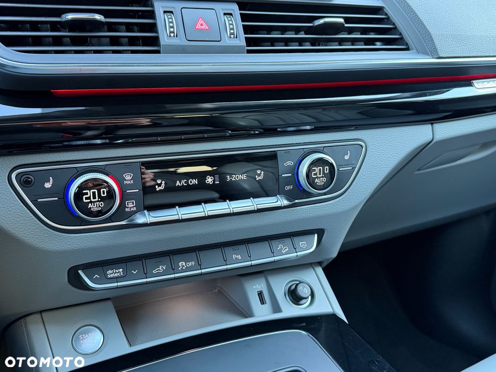 Audi Q5 50 TFSI e quattro S tronic design - 6