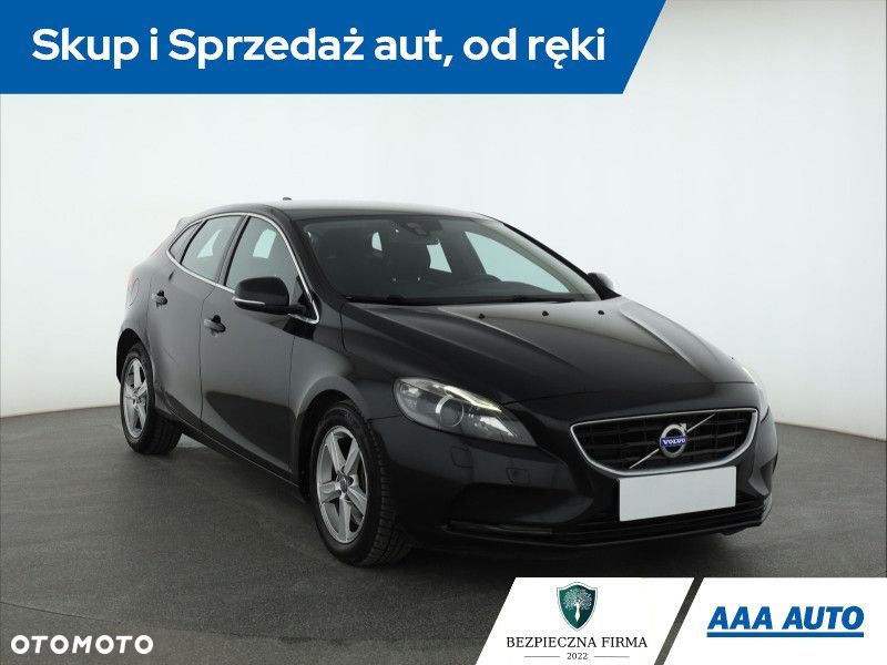 Volvo V40 - 2