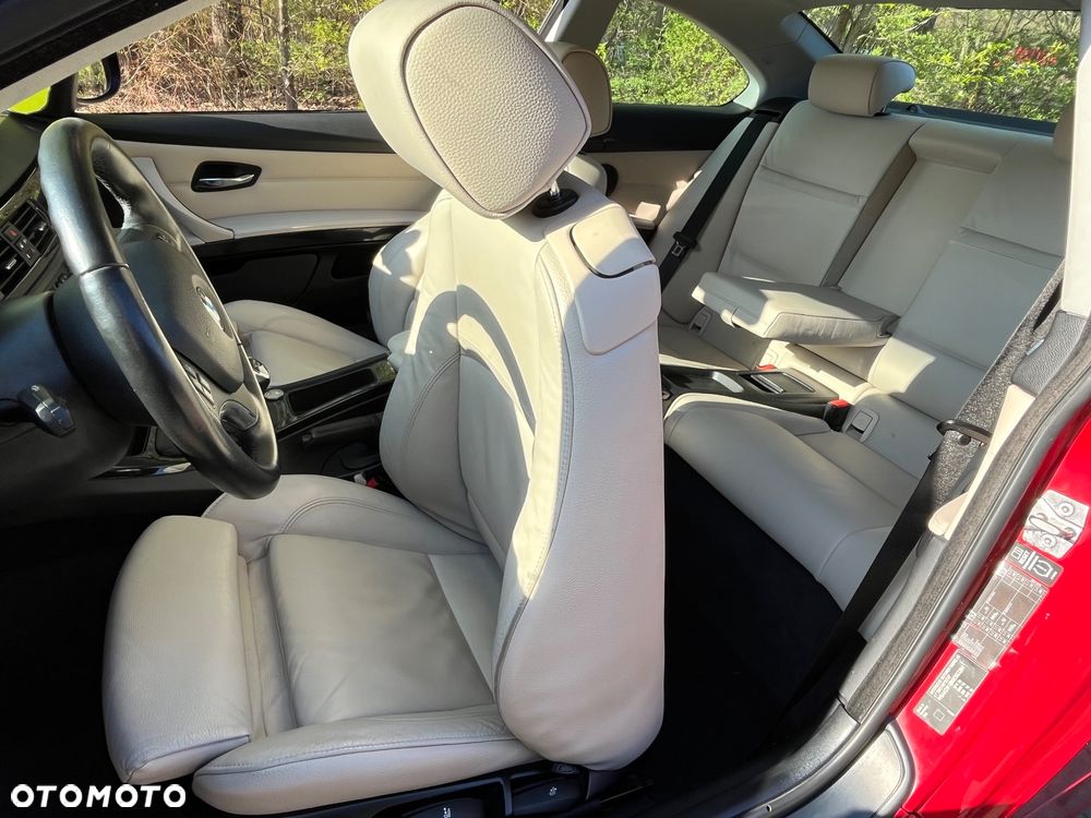 BMW Seria 3 318i Edition Exclusive - 6