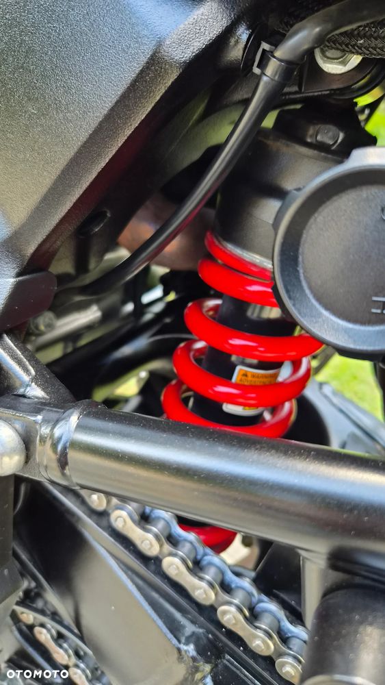 Suzuki V-STROM - 22
