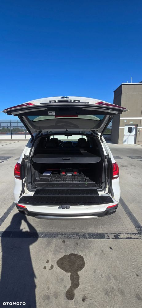 BMW X5 xDrive50i - 7