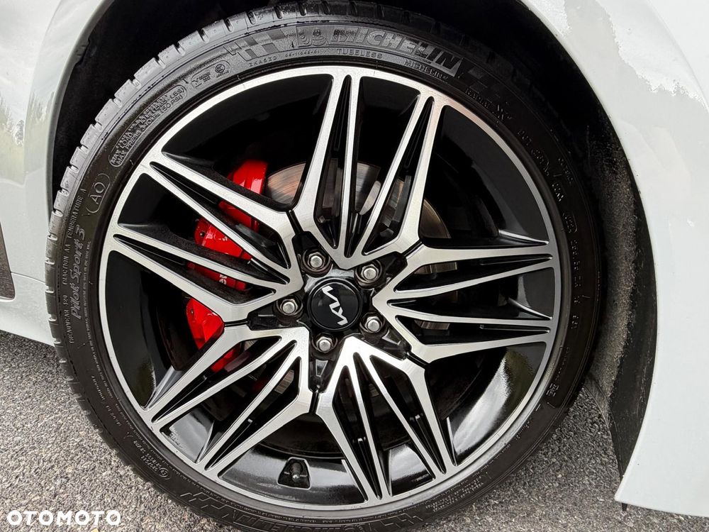 Kia Stinger 3.3 T-GDI V6 GT AWD - 9