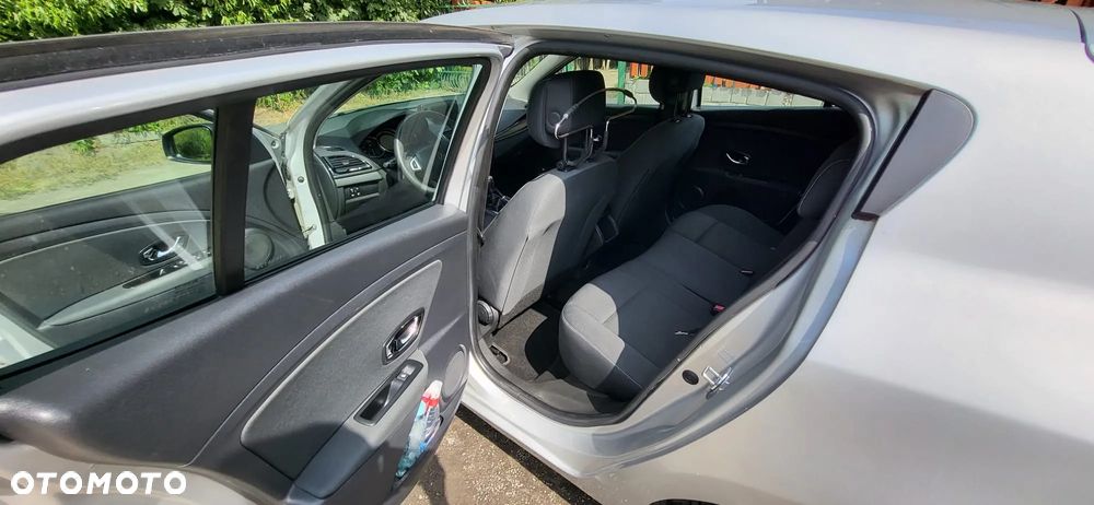 Renault Megane 1.5 dCi Authentique - 15