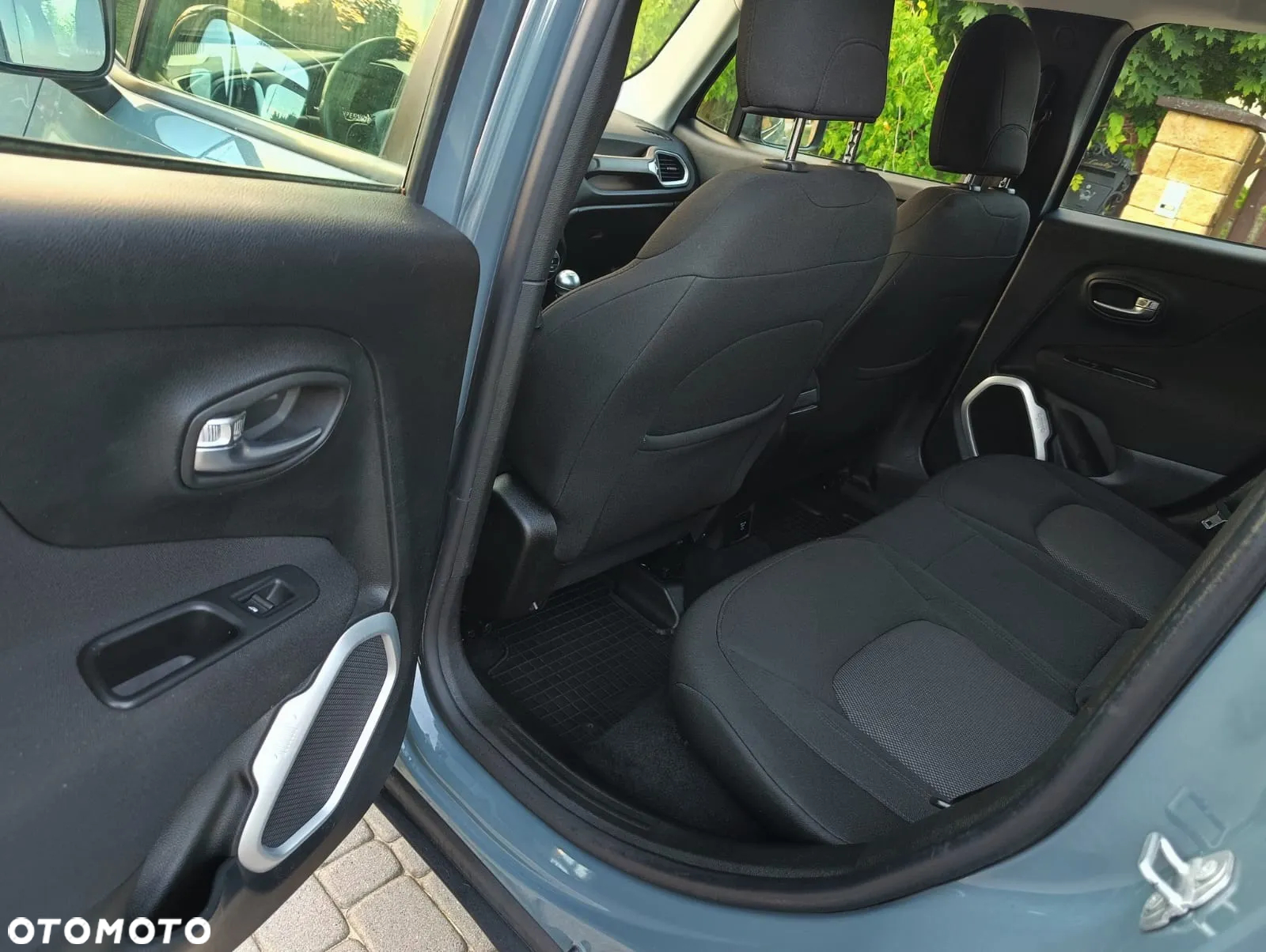 Jeep Renegade 1.4 MultiAir Longitude FWD S&S - 9