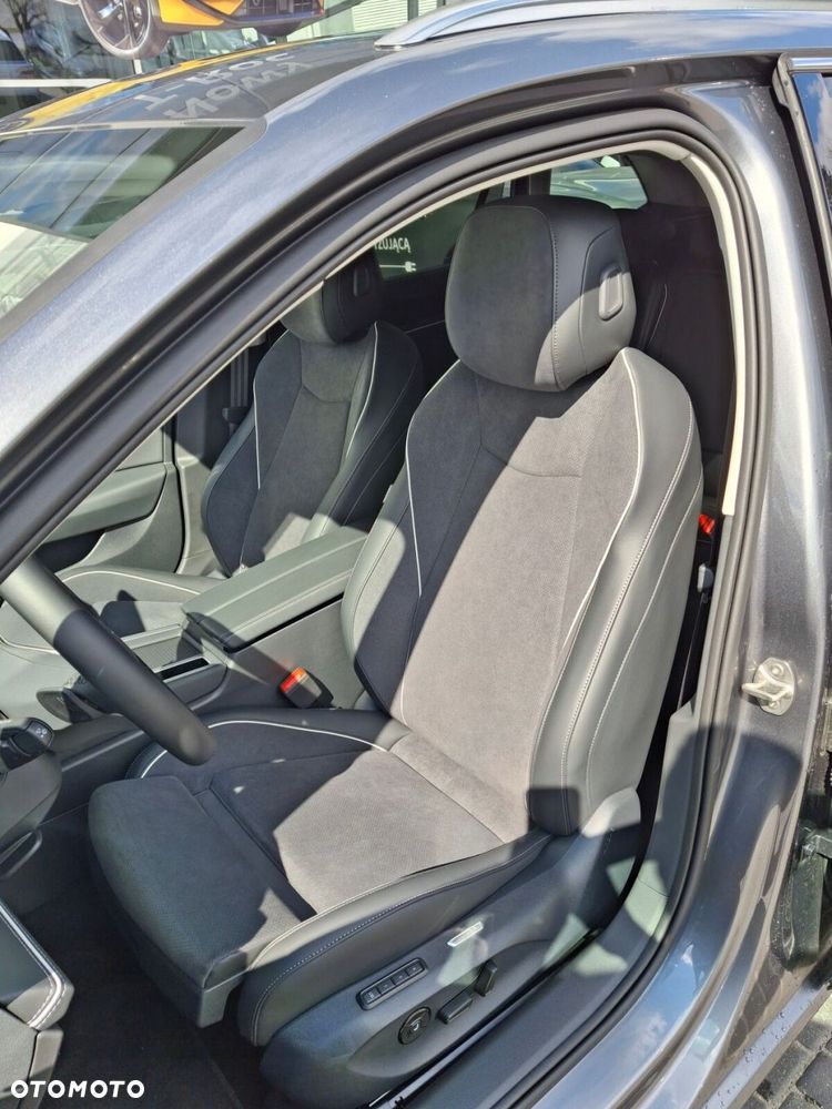 Volkswagen Passat - 12