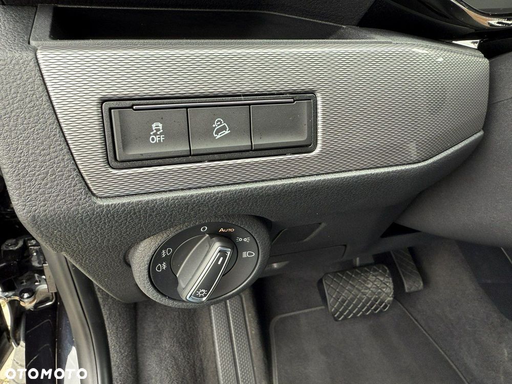 Volkswagen Multivan - 41
