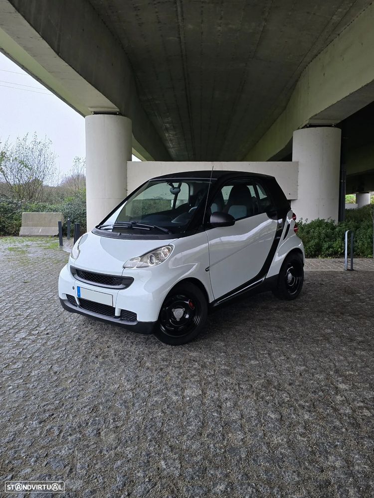 Smart ForTwo Coupé 1.0 mhd Pure 61 - 1
