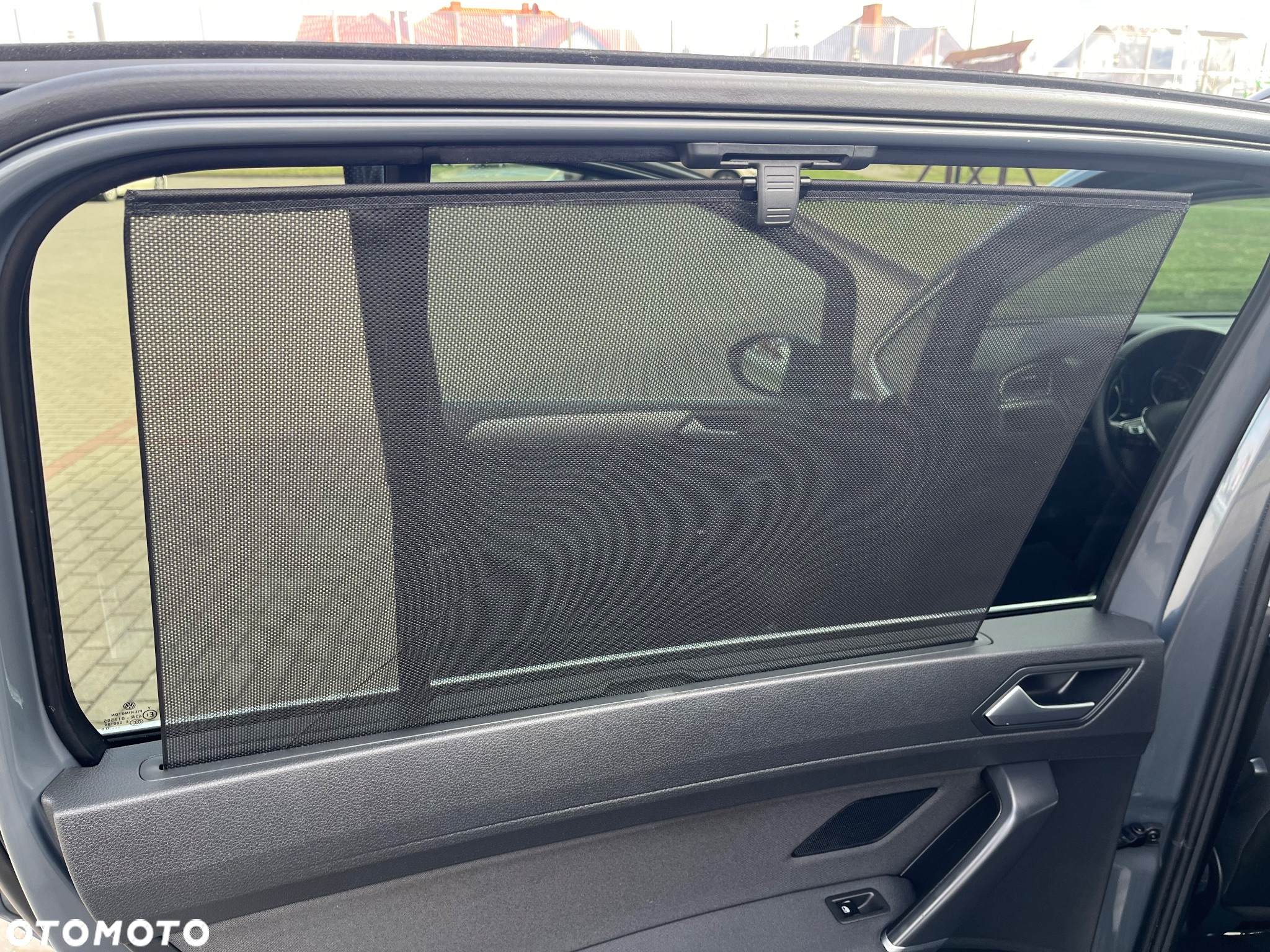 Volkswagen Touran 2.0 TDI SCR DSG Comfortline - 27