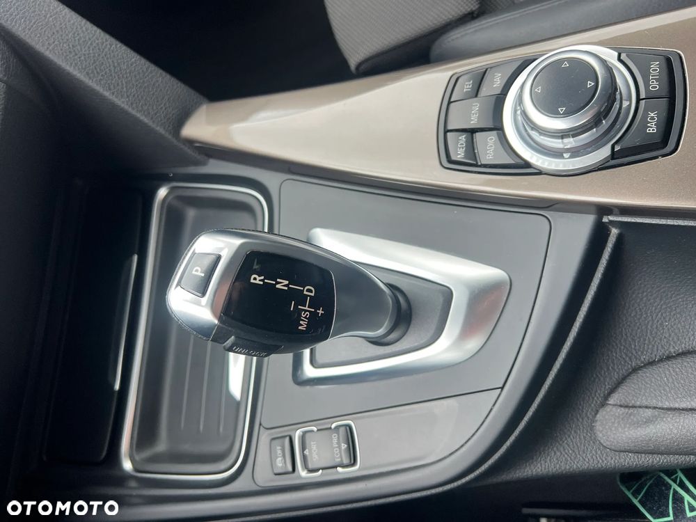 BMW Seria 4 420d xDrive Sport-Aut Modern Line - 17
