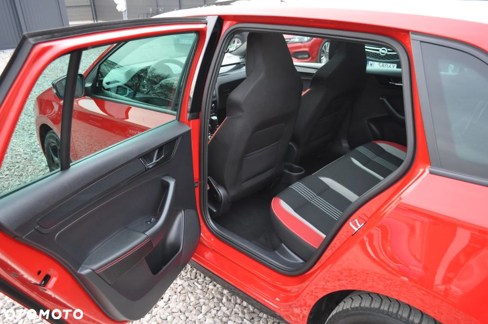 Skoda RAPID - 18