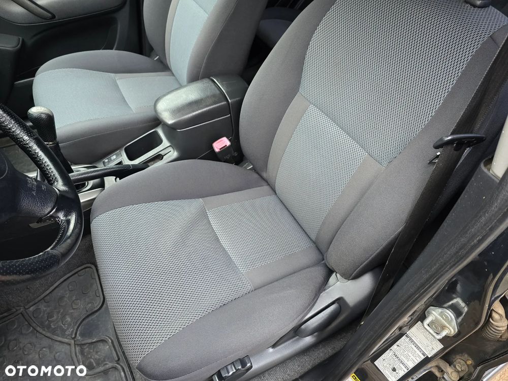 Toyota RAV4 2.0 VVT-i 4x4 - 17