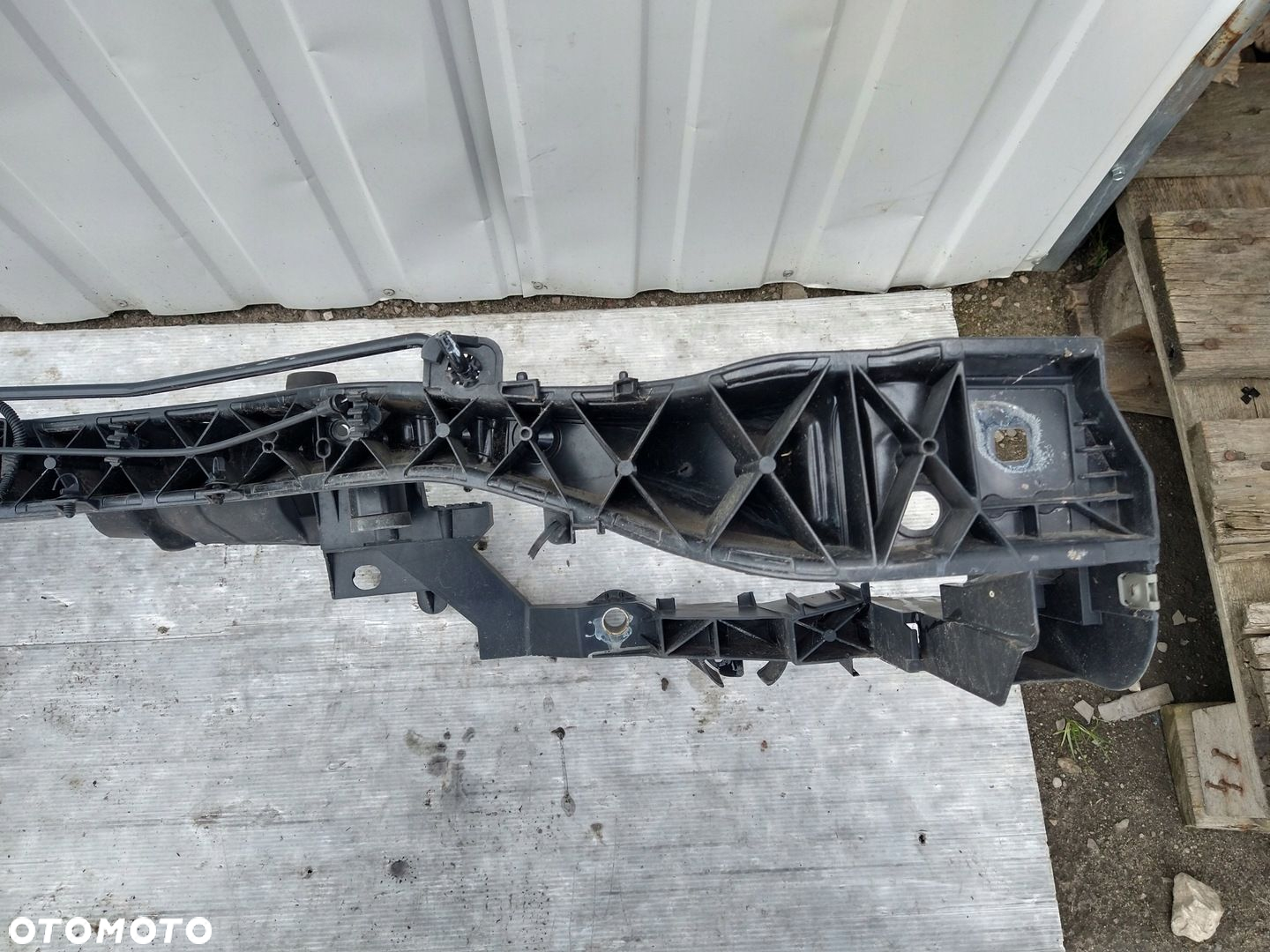 FORD FOCUS MK3 OKULAR PAS PRZEDNI PRZÓD WZMOCNIENIE ZAMEK MASKI BM518327AA - 12