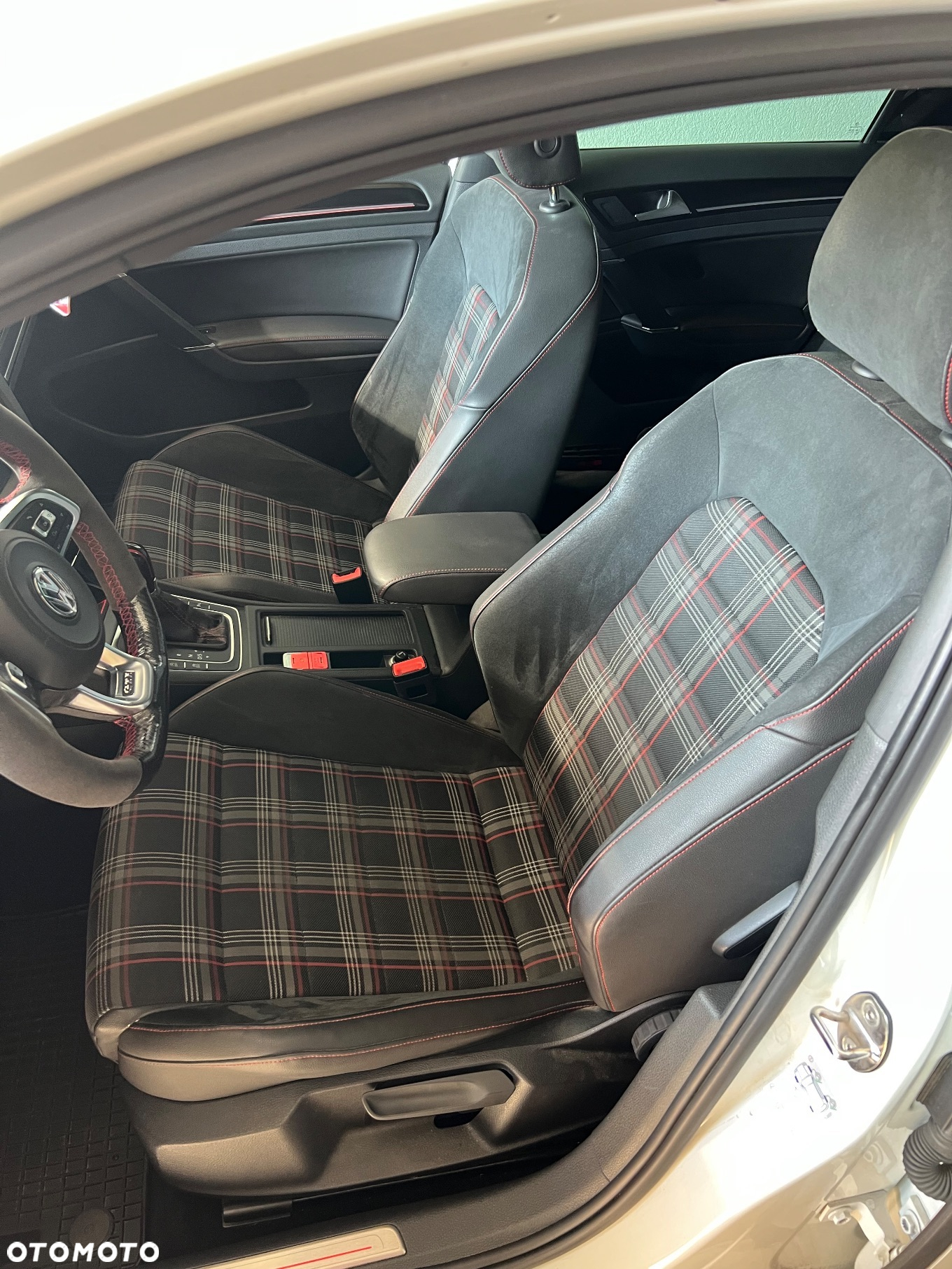 Volkswagen Golf VII 2.0 TSI BMT GTI Performance DSG - 8