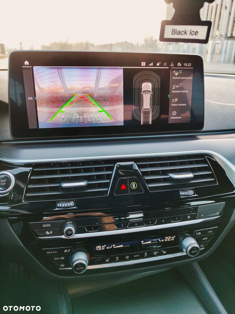 BMW Seria 5 530e M Sport sport - 17