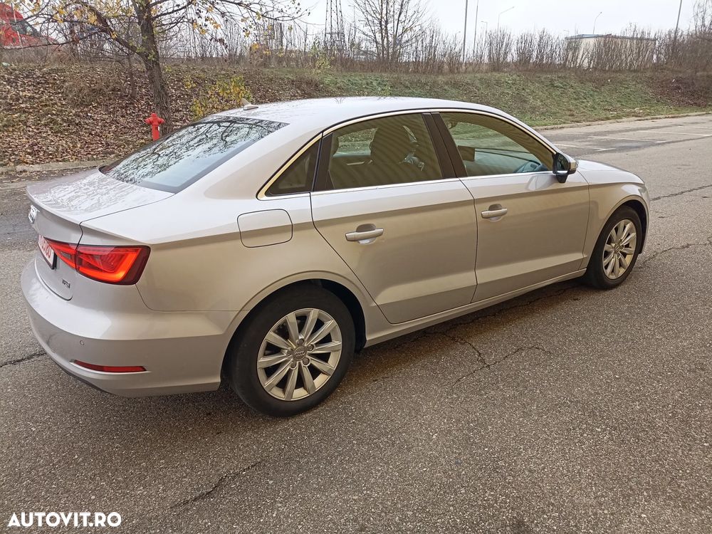 Audi A3 1.4 TFSI cylinder on demand Limousine S tronic Ambiente - 3