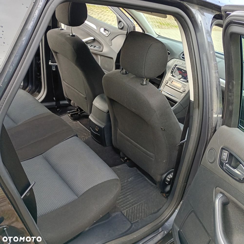 Ford Mondeo - 11