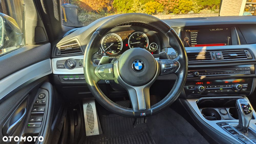 BMW Seria 5 530d xDrive - 5