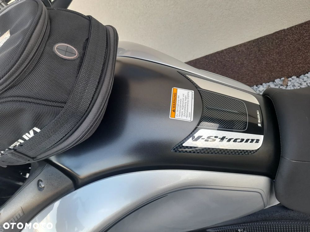 Suzuki V-STROM - 33