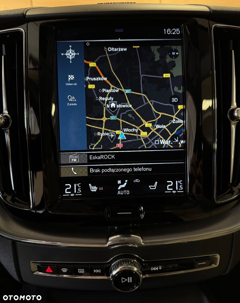 Volvo XC 60 B4 D AWD Momentum Pro - 18