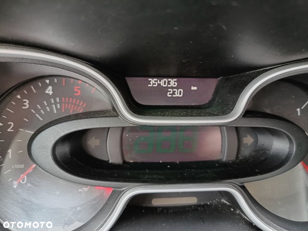 Renault Trafic - 18