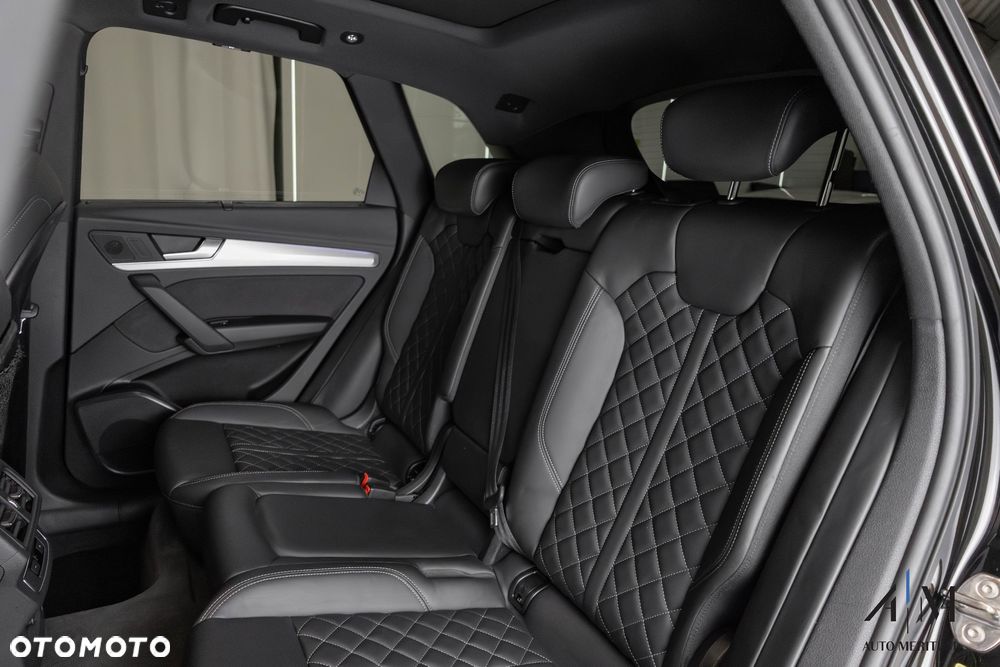 Audi Q5 40 TDI quattro S tronic S line - 24