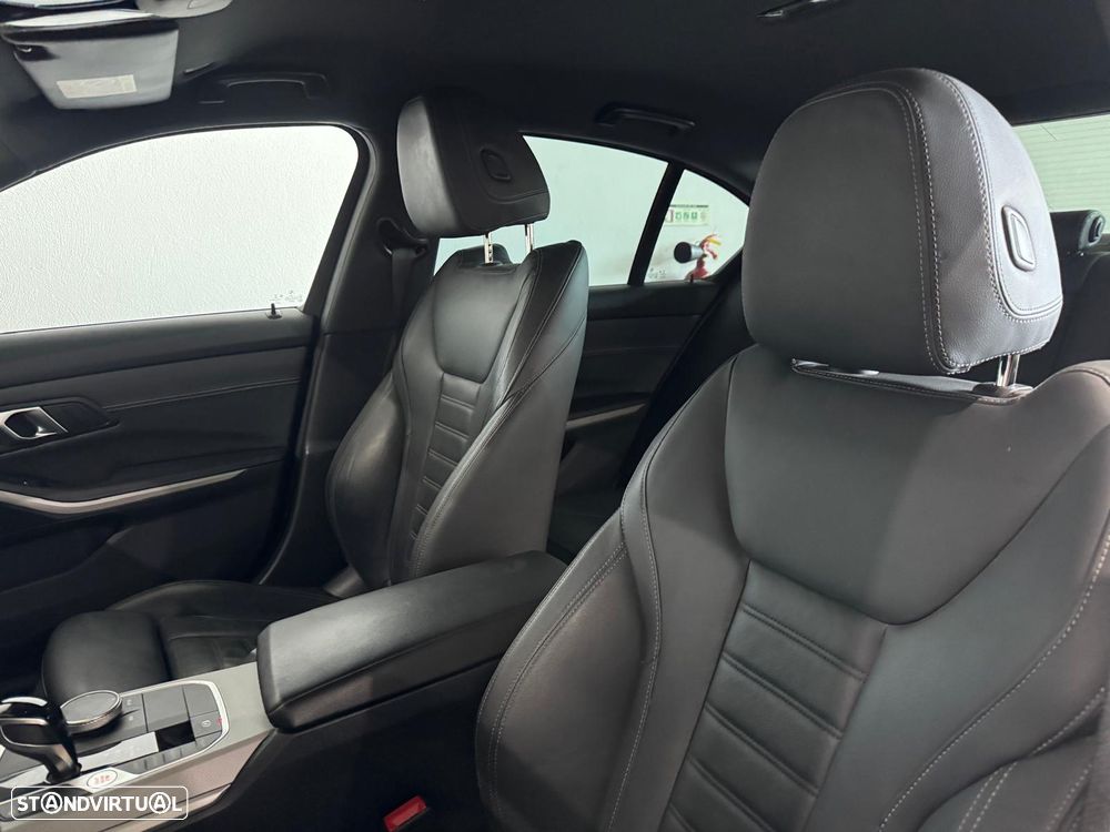 BMW 320 d Pack M Auto - 19