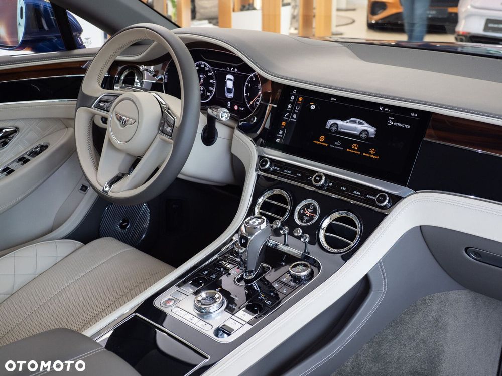 Bentley Continental GT - 16