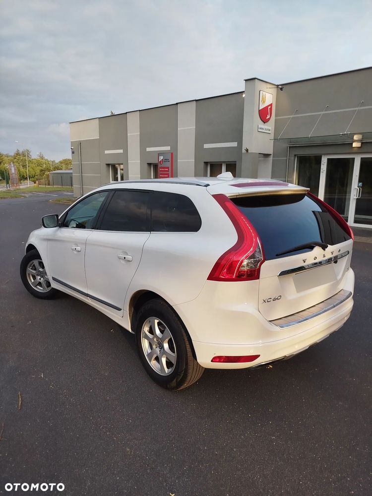 Volvo XC 60 T5 Ocean Race - 15