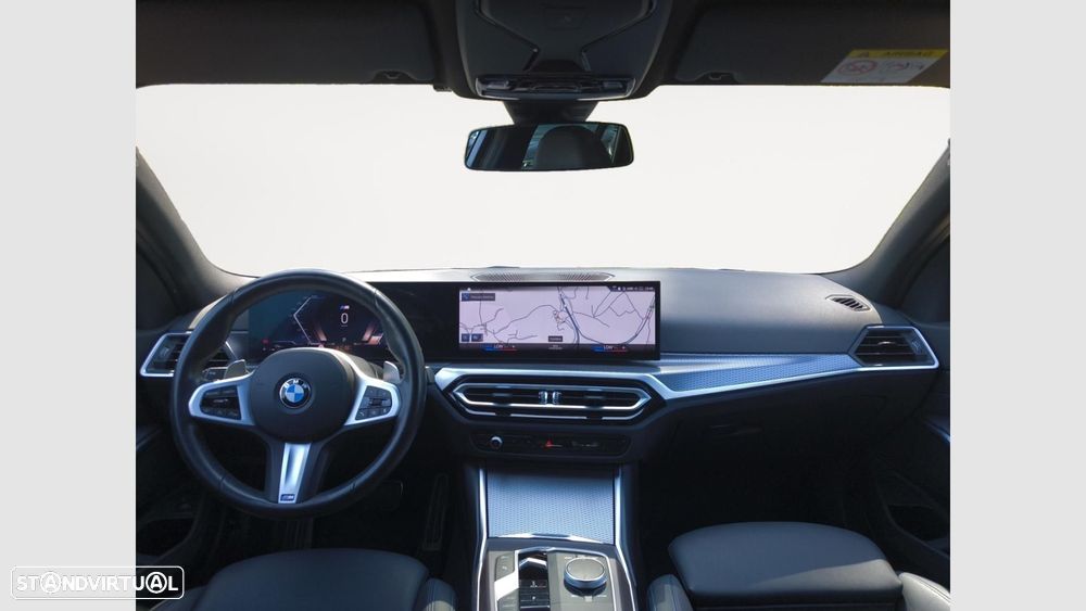 BMW 320 d Pack Desportivo M Auto - 11