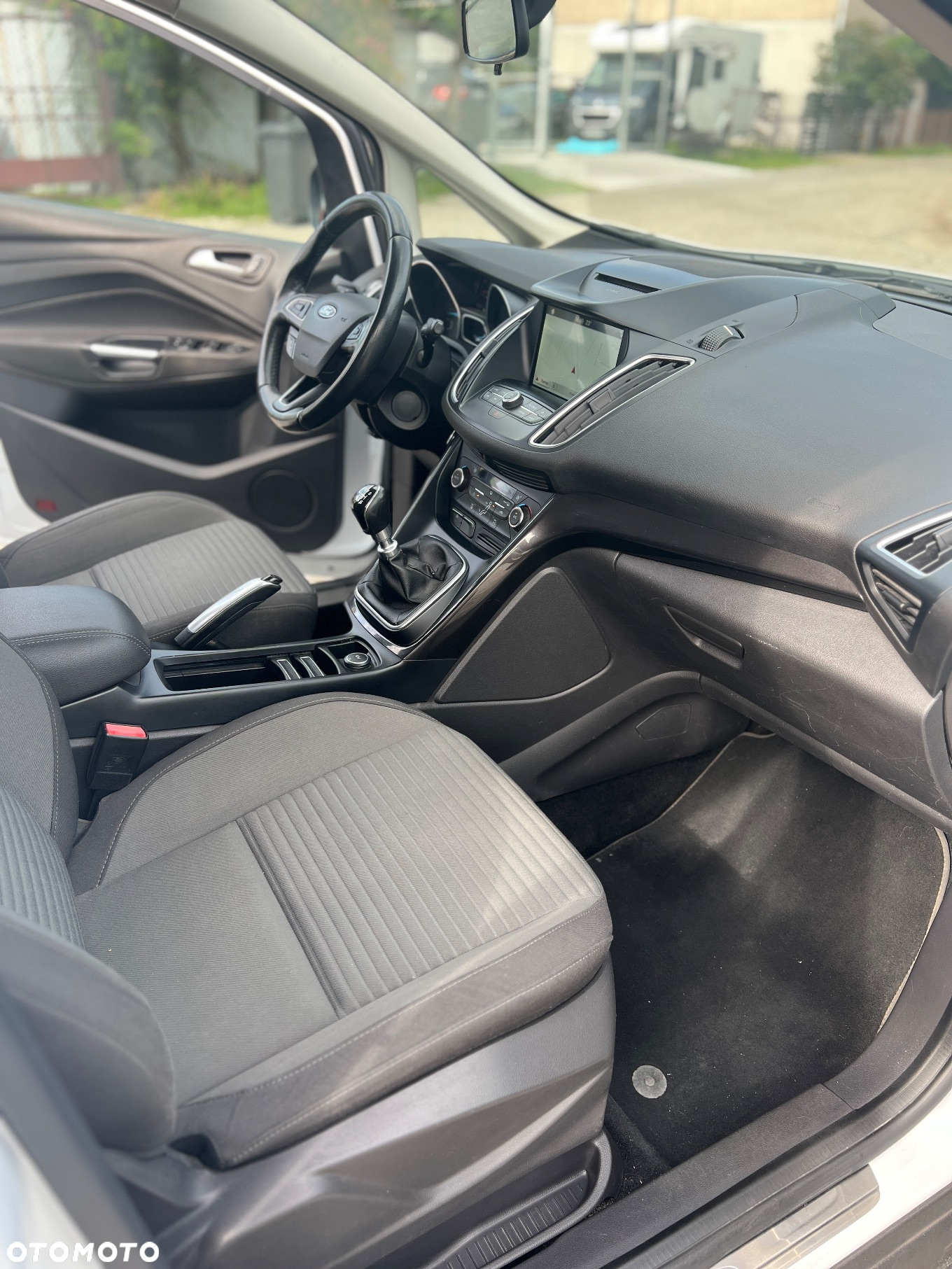 Ford C-MAX 1.5 TDCi Edition - 9