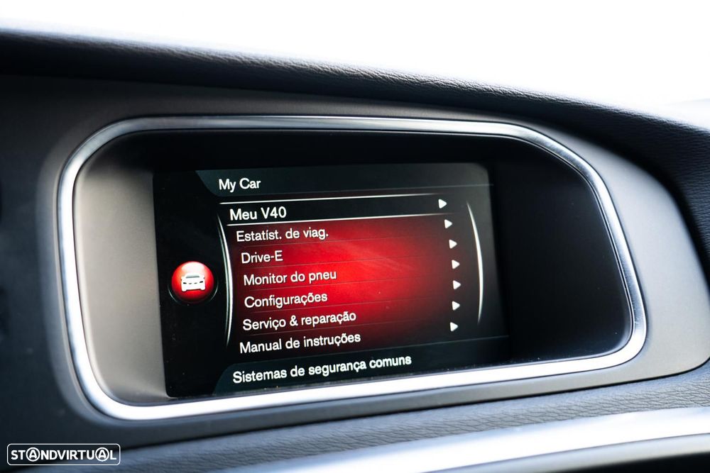 Volvo V40 Cross Country 2.0 D2 Volvo Ocean Race - 11