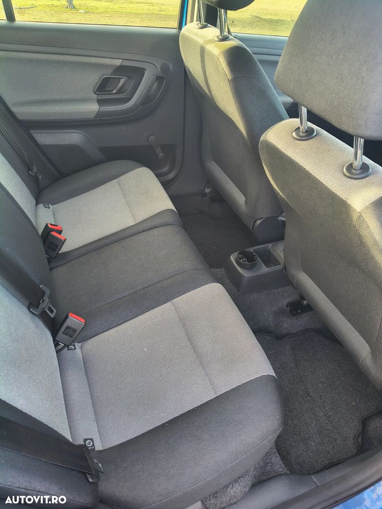 Skoda Fabia 1.2 TSI FAMILY Green tec - 8