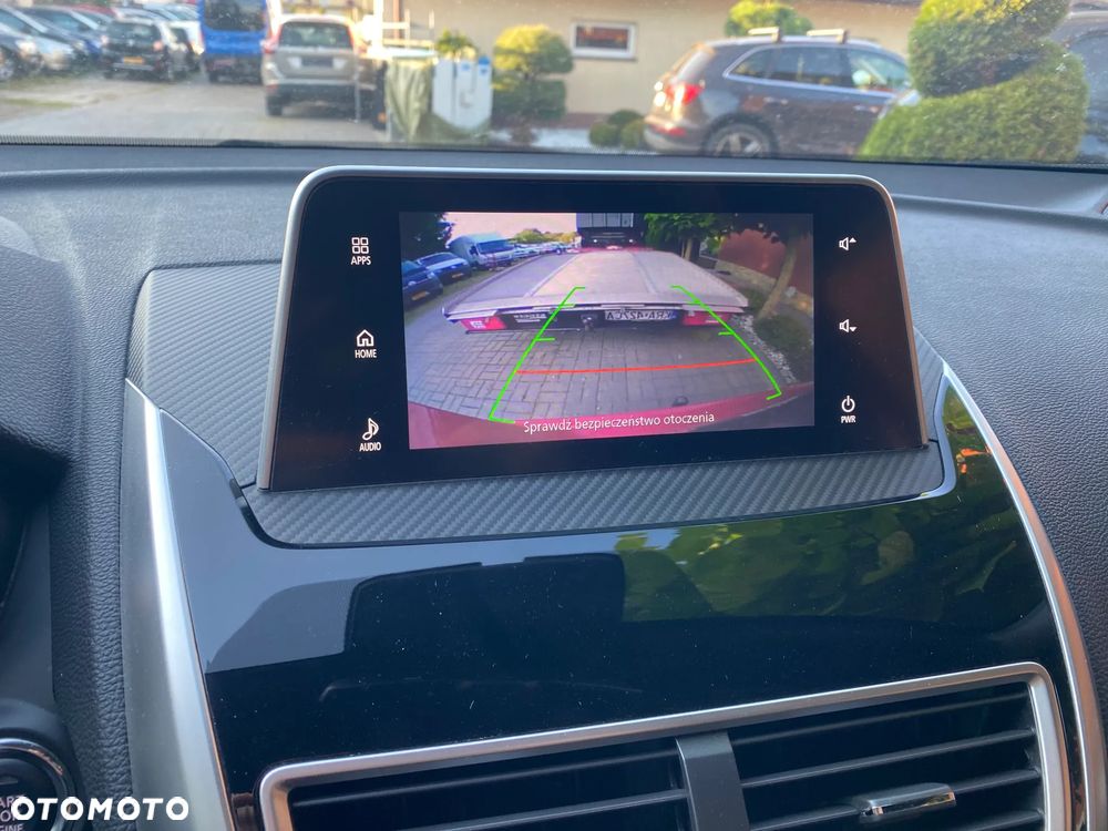 Mitsubishi Eclipse Cross - 13