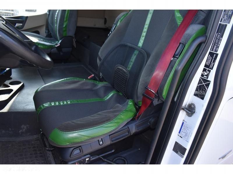 Mercedes-Benz Actros - 22