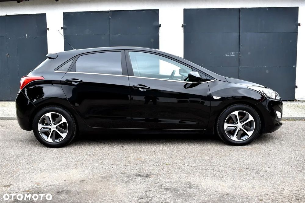 Hyundai i30 1.4 Trend - 9