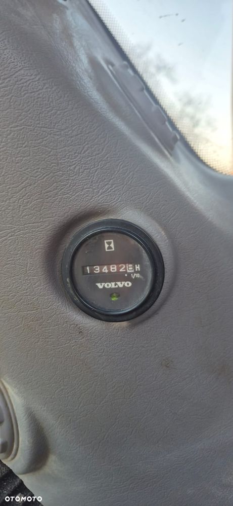 Volvo EW160C - 8