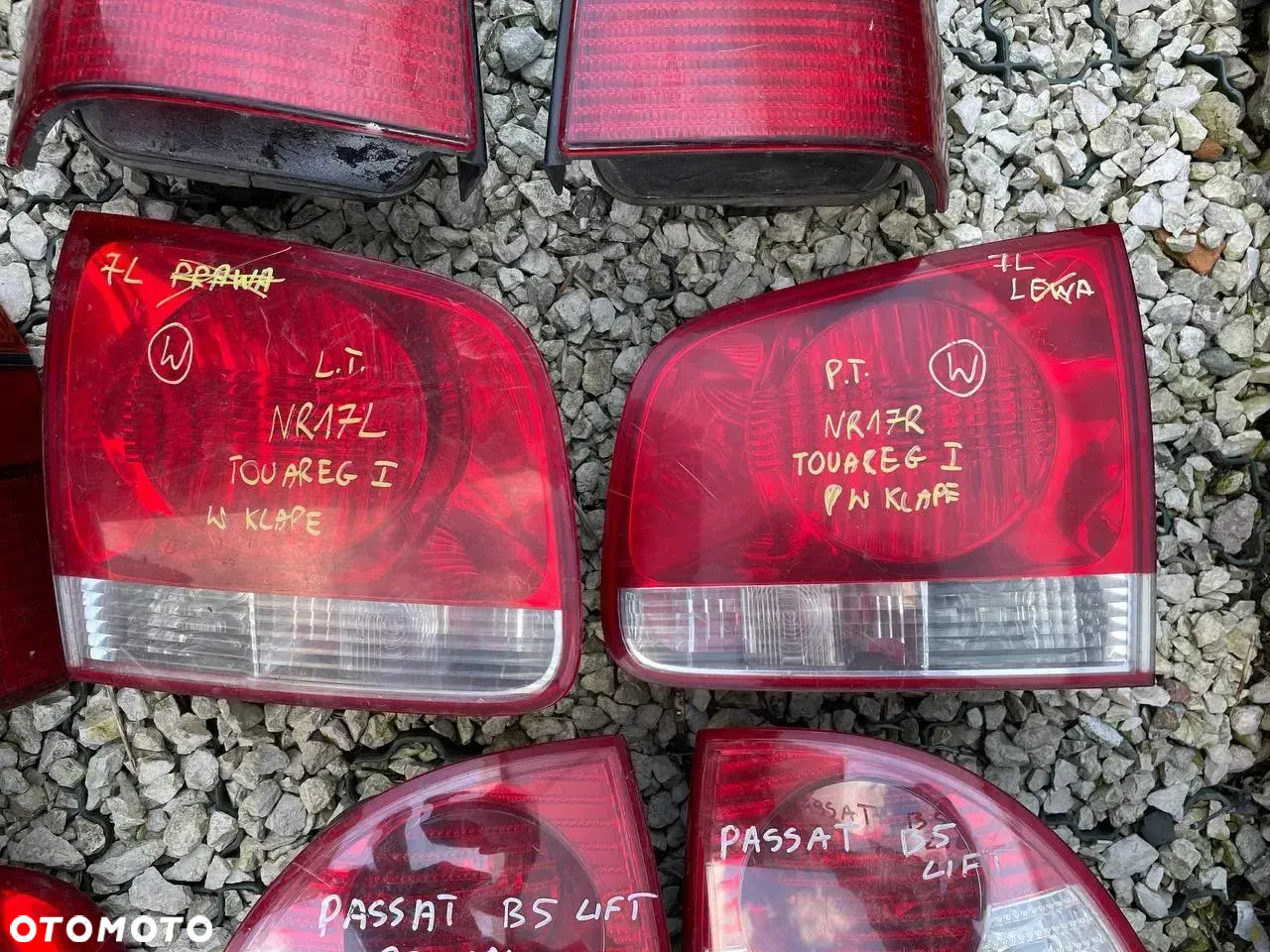 VW VOLKSWAGEN LAMPY TYŁ LEWE PRAWE - 17