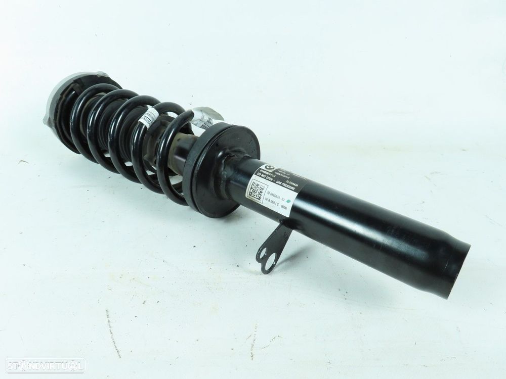 Amortecedor Direito/Frente Seminovo/ Original BMW 5 (G30, F90) 31316866614 - 2