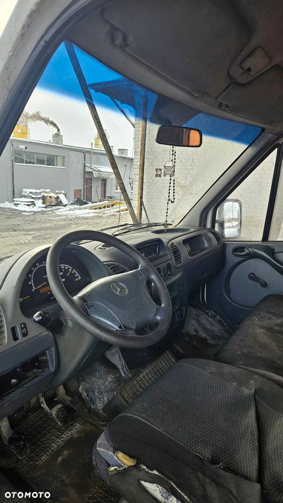 Mercedes-Benz Sprinter 211 - 5