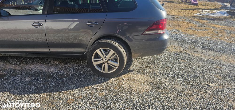 Volkswagen Golf 1.6 TDI DPF BlueMotion Technology DSG MATCH - 13