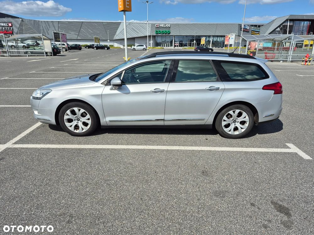 Citroën C5 Tourer HDi 140 FAP Confort - 4
