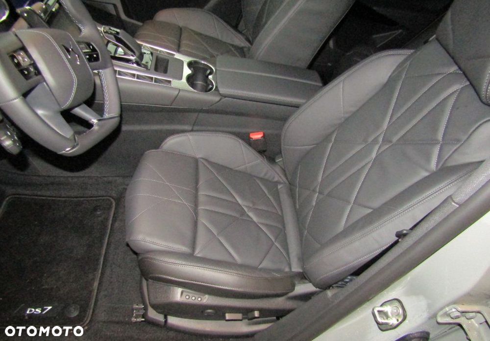 DS Automobiles DS 7 Crossback - 15