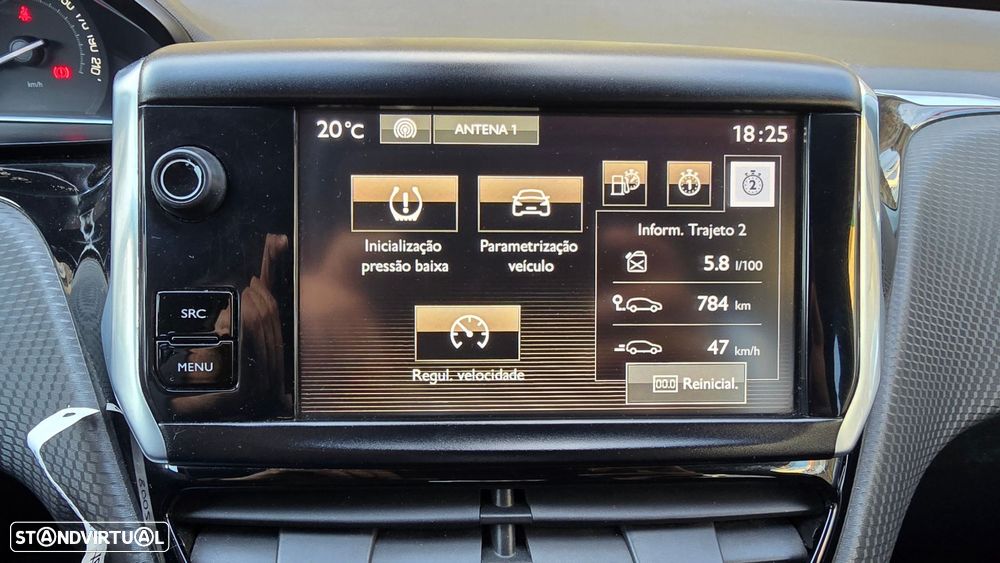 Peugeot 2008 1.6 BlueHDi Style - 45