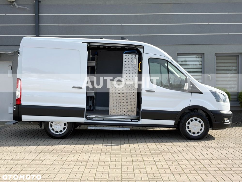 Ford Transit - 11