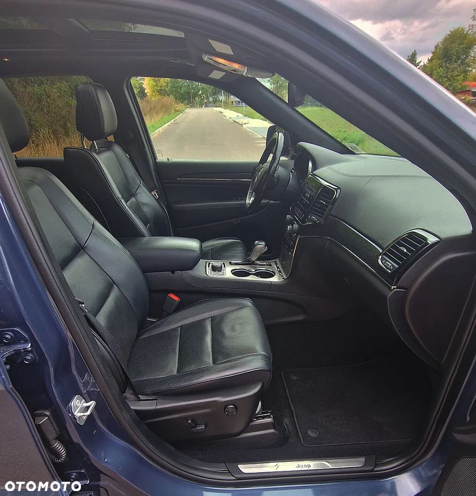 Jeep Grand Cherokee 3.6 V6 Overland Summit - 28