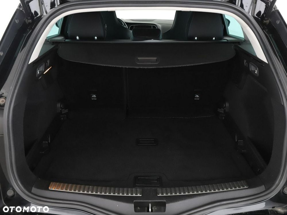 Renault Megane ENERGY TCe 205 EDC GT - 21